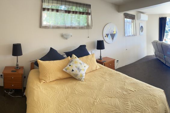 Gold Suite bedroom